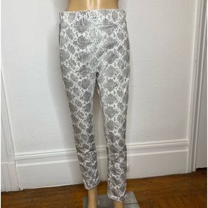 BEVY FLOG Shely Size 28 White Black Snakeskin Python Elastic Waist Pant